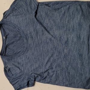 Athletic lululemon shirt